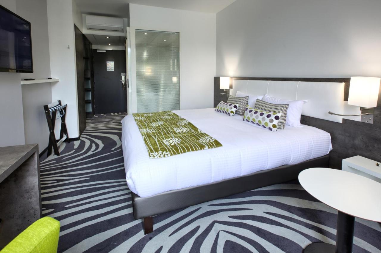 Logis Hotel Restaurant & Spa Au Comte D'Ornon Gradignan Εξωτερικό φωτογραφία